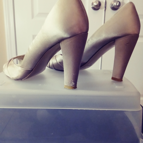 Nine West Women's Beige/Cream Heels - Picture 3 of 13